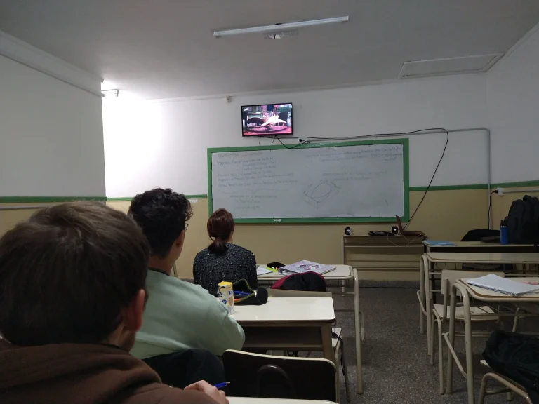 monitor de aula